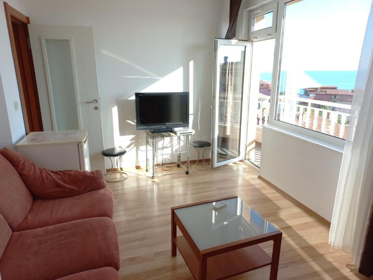Guest House Rona - Free Parking And Sea View สวิติ วลัส ภายนอก รูปภาพ