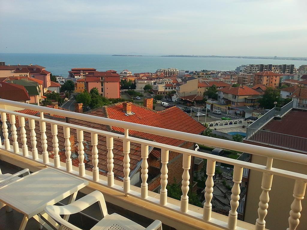Guest House Rona - Free Parking And Sea View สวิติ วลัส ภายนอก รูปภาพ